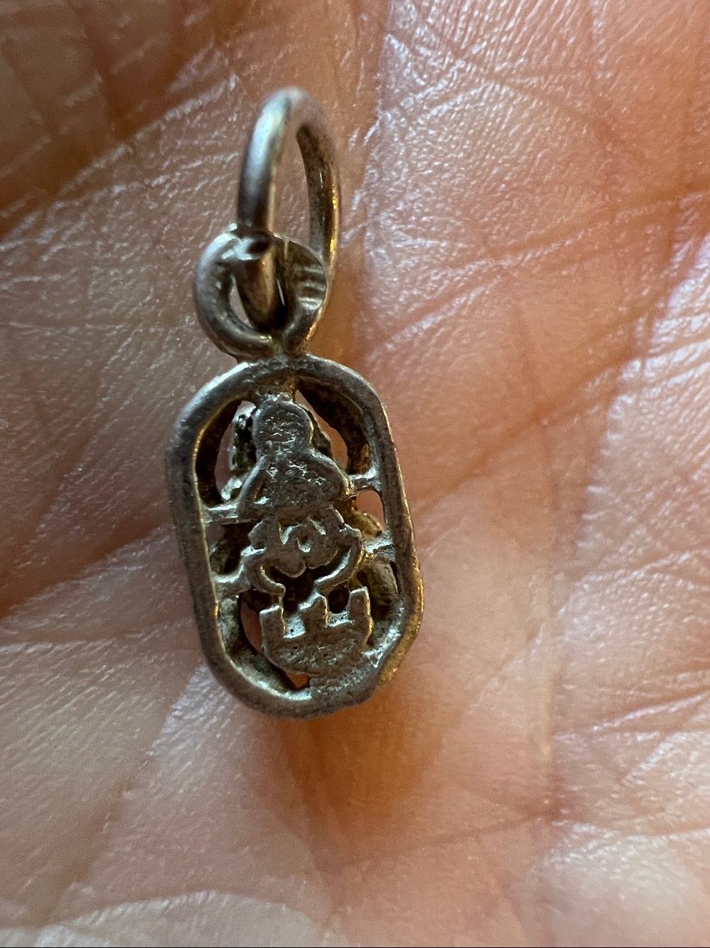 Vintage Egyptian Scarab Beatle Sterling Silver charm - Picture 4 of 4